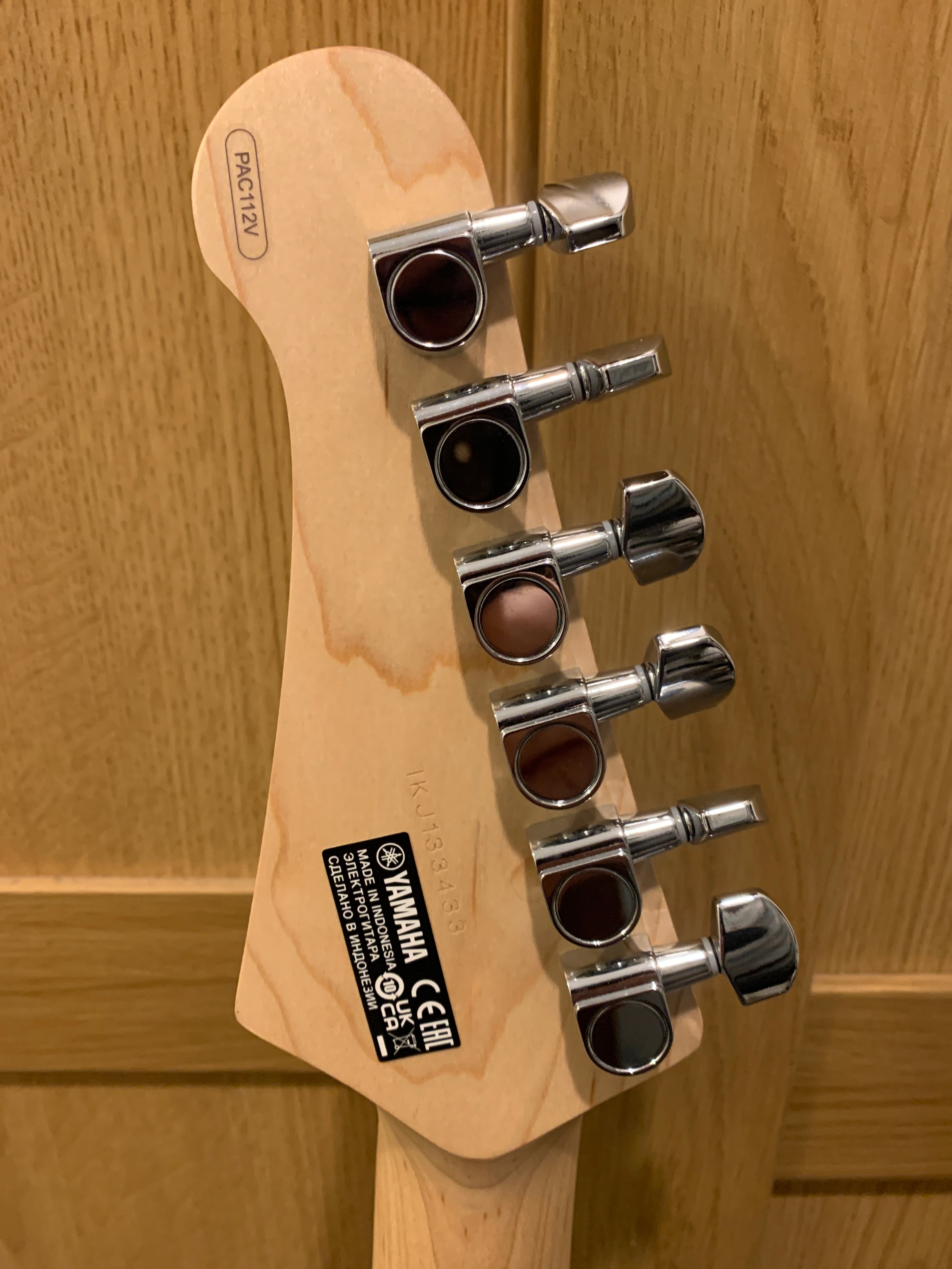 Yamaha 112J MKII Electric Guitar in Lake Placid Blue