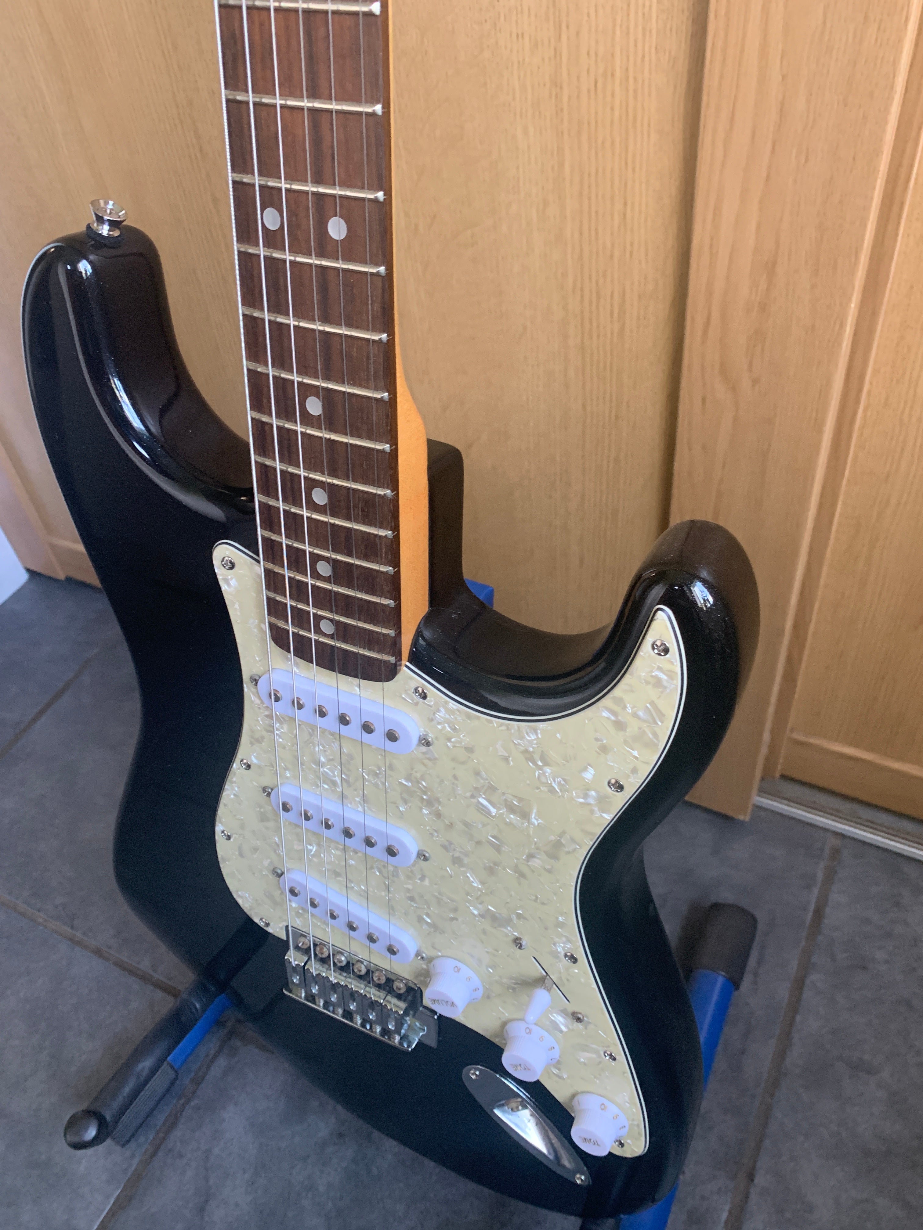 Fender Starcaster in Black